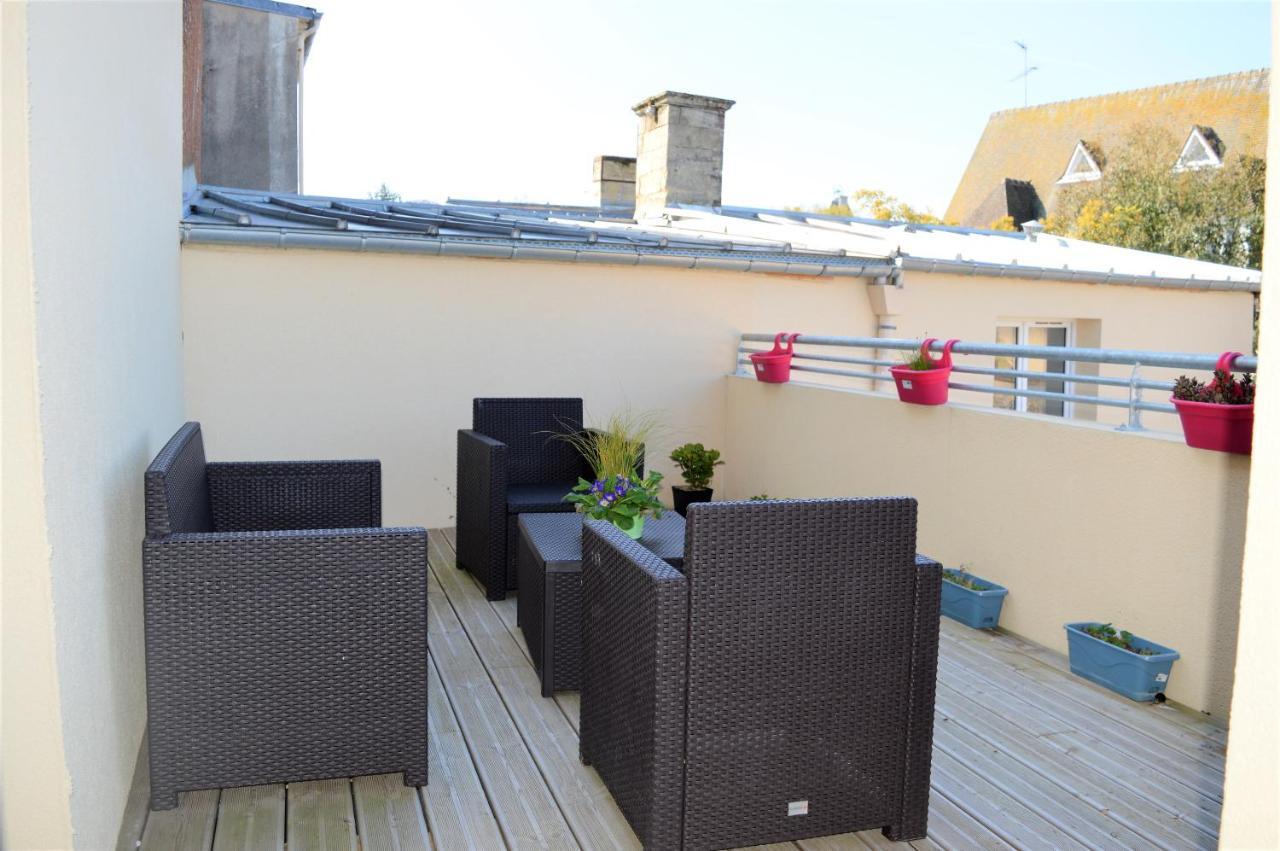 Appartement Moderne Avec Terrasse A 500M De La Mer Courseulles-sur-Mer Exterior photo