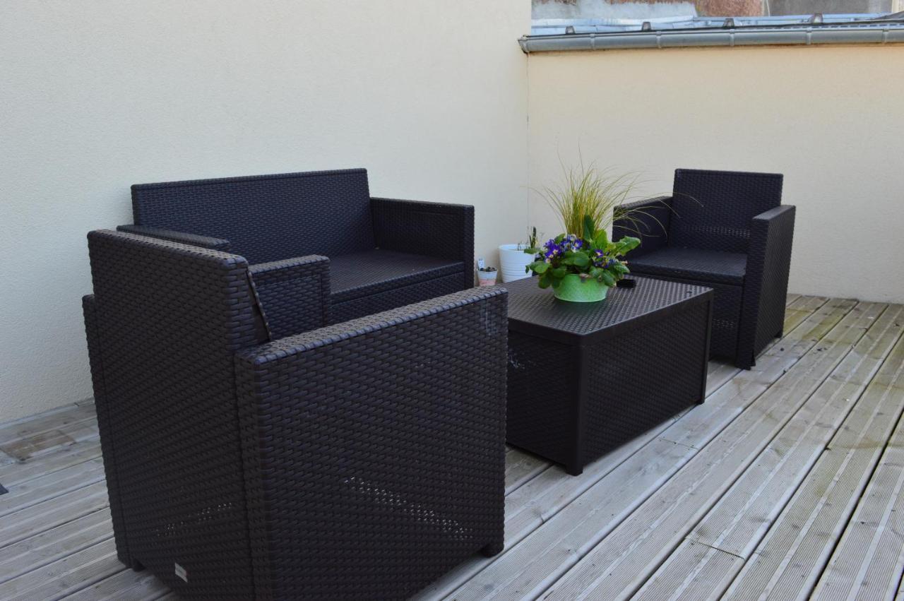 Appartement Moderne Avec Terrasse A 500M De La Mer Courseulles-sur-Mer Exterior photo